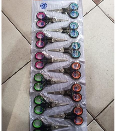 

↔ Gunting Renceng Emigo kecil 845 ( 12 pcs ) ⇒
