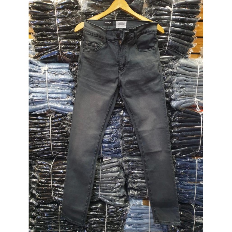 CELANA JEANS PULL&BEAR PRIA GREY WASH WHISKER PRIA PULL AND BEAR PNB PULLANDBEAR PULL & BEAR ABU ABU