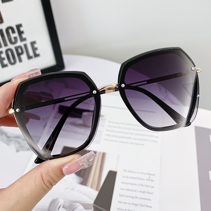 Fashion Square Shades Sunglasses For Women/Men Eyewear Frameless Sunglasses