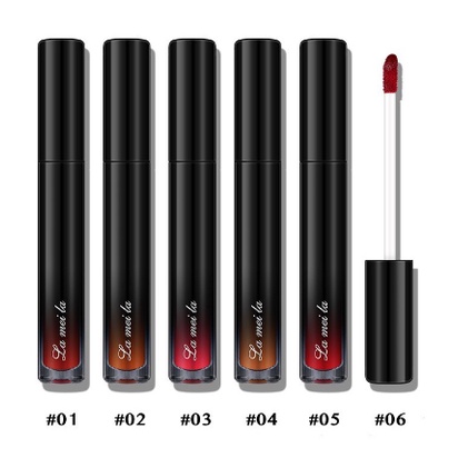 LAMEILA BLACK Lip Gloss