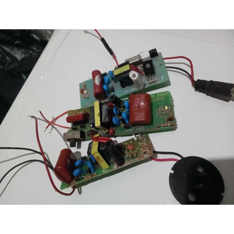 mesin raket nyamuk off/rusak