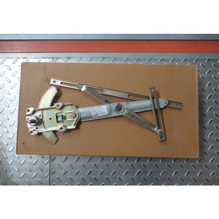 SPAREPART - Regulator Kaca Pintu Daihatsu S91/Espass Nakata Jepang - Kanan (RH) AKSESORIS MOBIL - OT