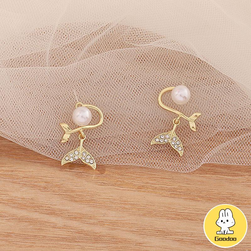 Pearl Fishtail Back Hanging Earrings Wanita High-end Cahaya Mewah Penuh Berlian Anting Geometris -Doo