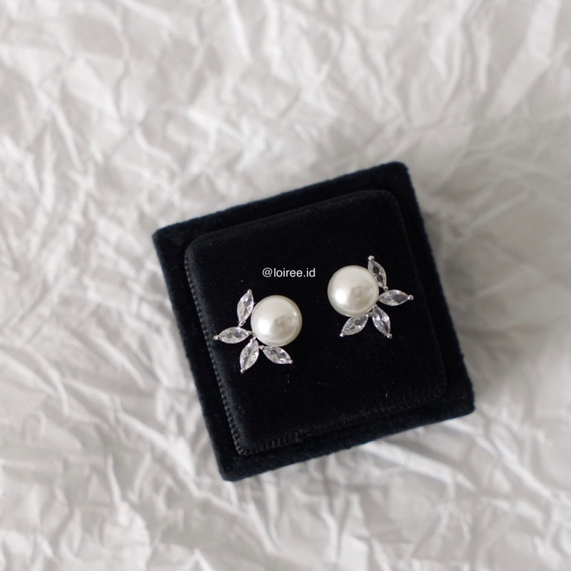 AXELA | Wedding Collection - Zirconia Pearl Stud Bridal Earrings - Anting Wanita