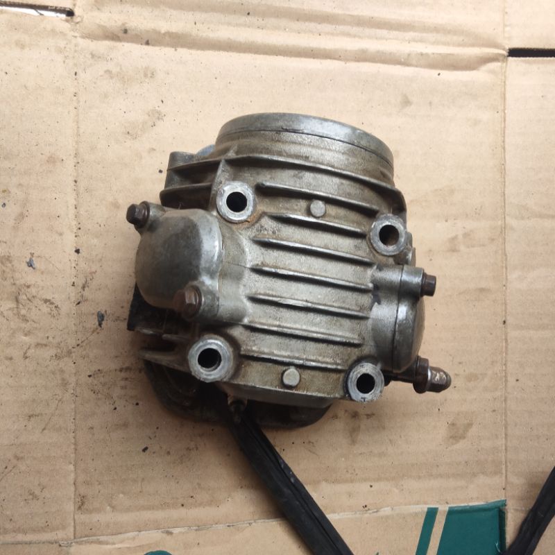 BLOK HEAD BLOK KLEP HONDA SUPRA X125 /KARISMA ORIGINAL