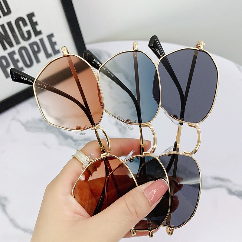 Kacamata Hitam Pelindung UV Bahan Metal Untuk Pria Dan Wanita