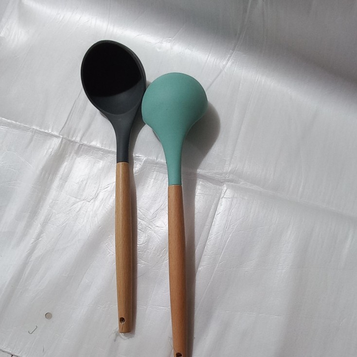 Centong Kuah Silikon Soup Ladle Gagang Kayu Sendok Sop