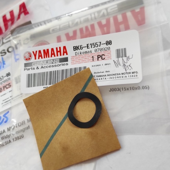 Washer Ring Temlar Pelatuk Klep In Yamaha R15 V3, MT15, Vixion R, XSR, WR155 BK6-E1557-00