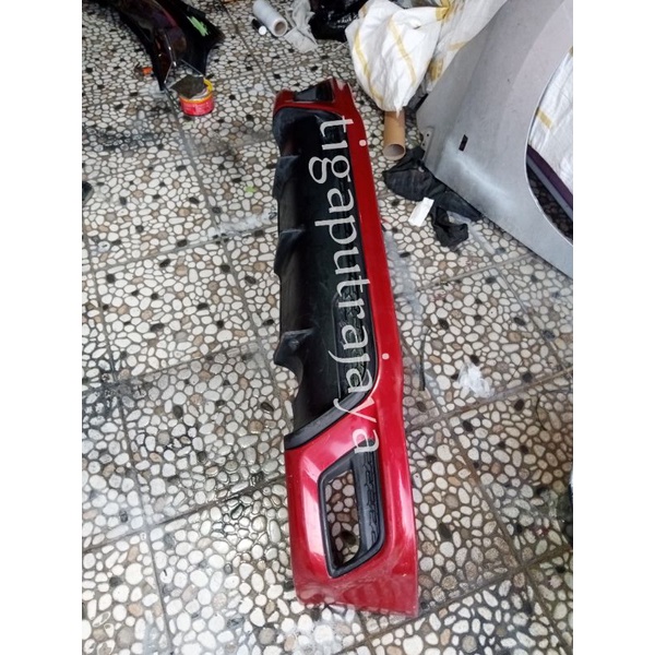 bodykit belakang yaris 2016