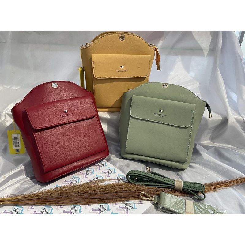 Tas import Slempang merk Piereloues
