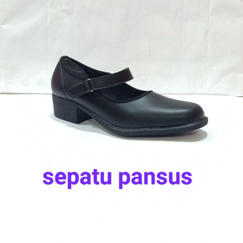 Sepatu pansus cewek