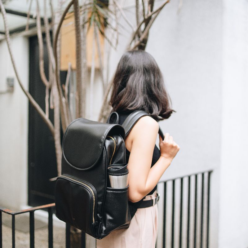 YOURKALLE Mala Backpack - Ransel Kerja Wanita dengan Slot Koper dan Laptop