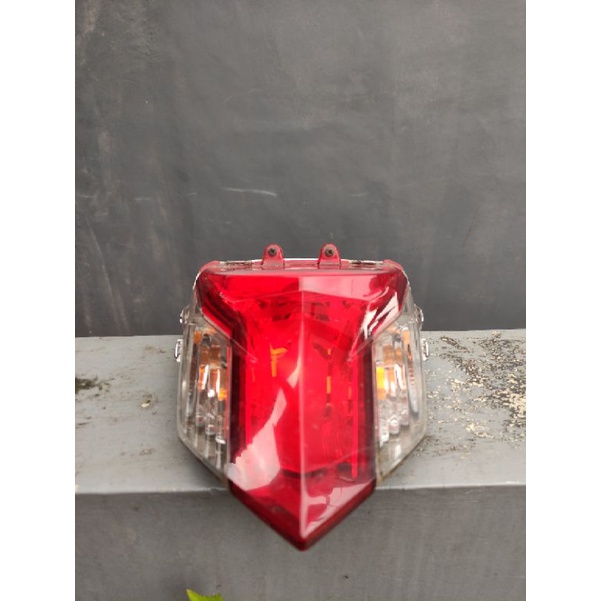 LAMPU BELAKANG HONDA SONIC 150R REFLEKTOR BELAKANG HONDA SONIC 150R