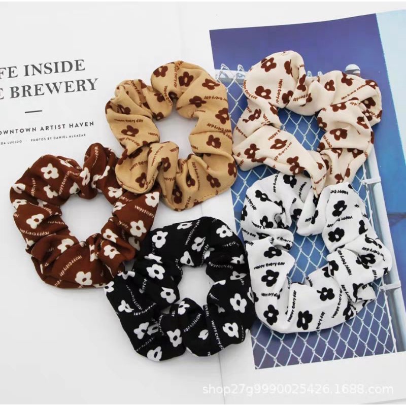 Ikat Rambut Scrunchie Korea Motif Bunga Daisy Kunciran Rambut Model Korea Nude Series