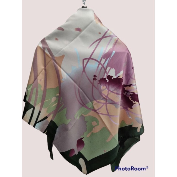 JILBAB SEGIEMPAT MOTIF DAFANYA