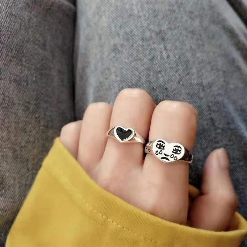 Cincin Model Terbuka Desain Hati Warna Hitam Gaya Eropa Amerika retro Untuk Pria