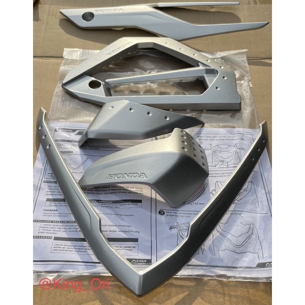 Garnish Vario 125/150 2015-2017 Silver Original