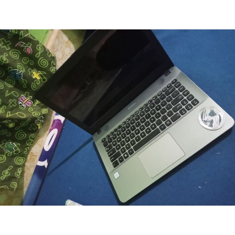 laptop asuz X441UA
