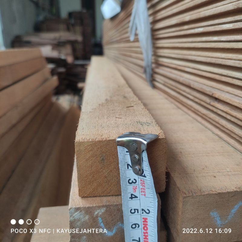 Kaso Rangka Bantalan Decking Kayu Bengkirai Kalimantan Batangan Uk 3 x 5 x 200 - 400 cm
