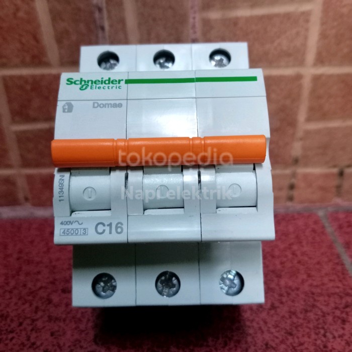 Mcb Schneider Domae 3P 16A / Schneider 3 Phase 16 Ampere