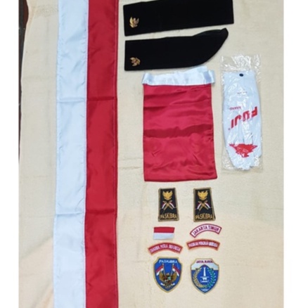 Atribut Paskibra  Komplit / Set Bed Paskibra Komplit