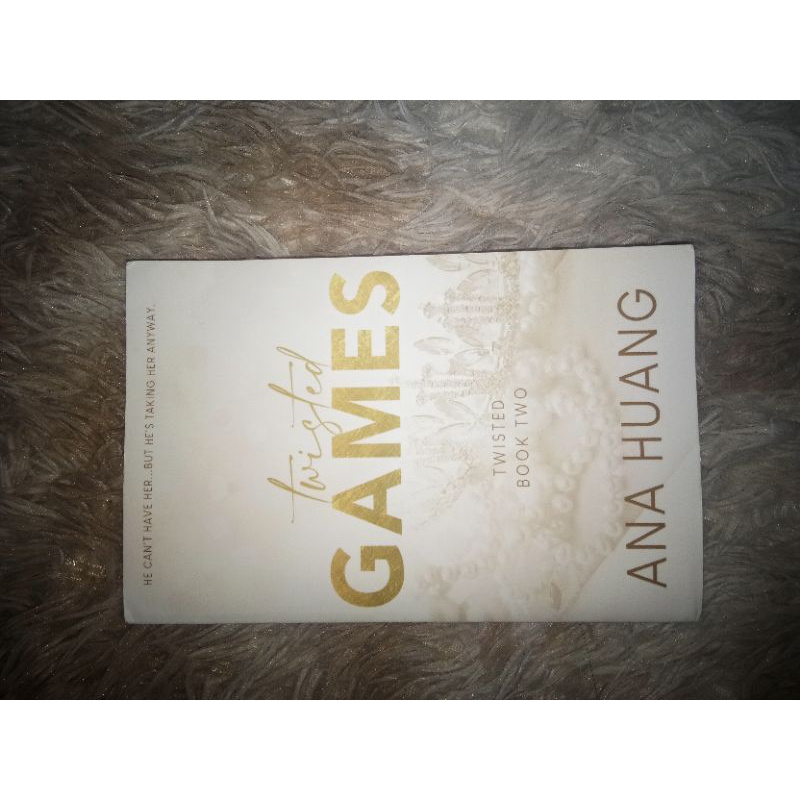 Twisted Games - ana huang (preloved)