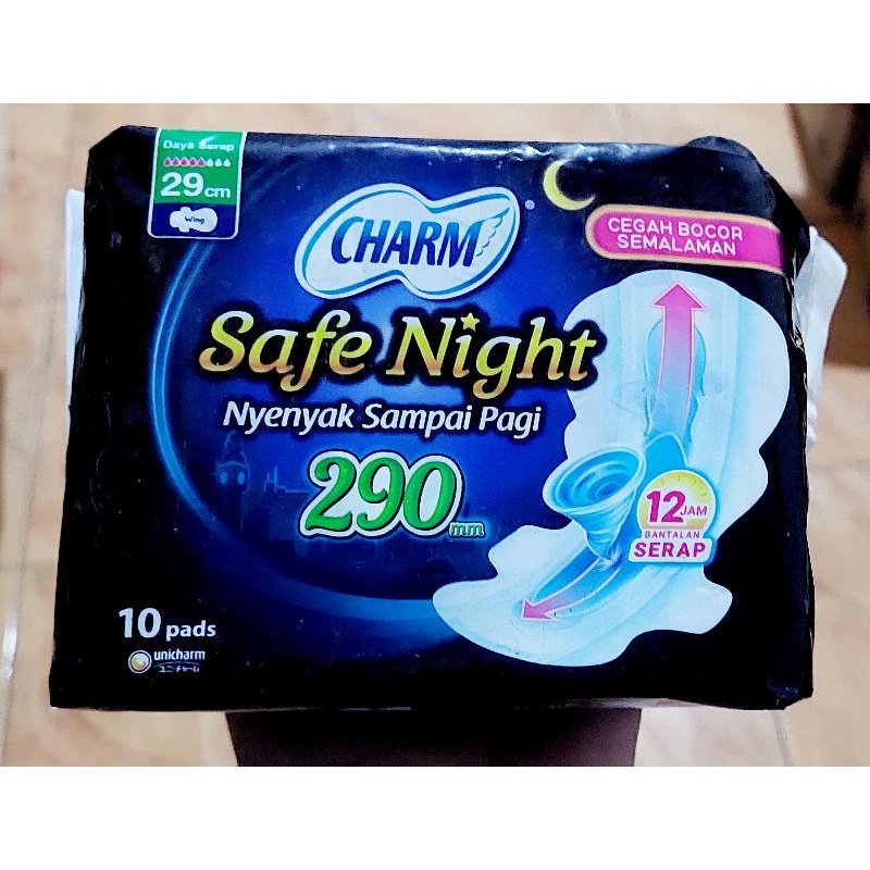 Charm Extra Maxi day 8 pads / Charm Safe Night 10 pads