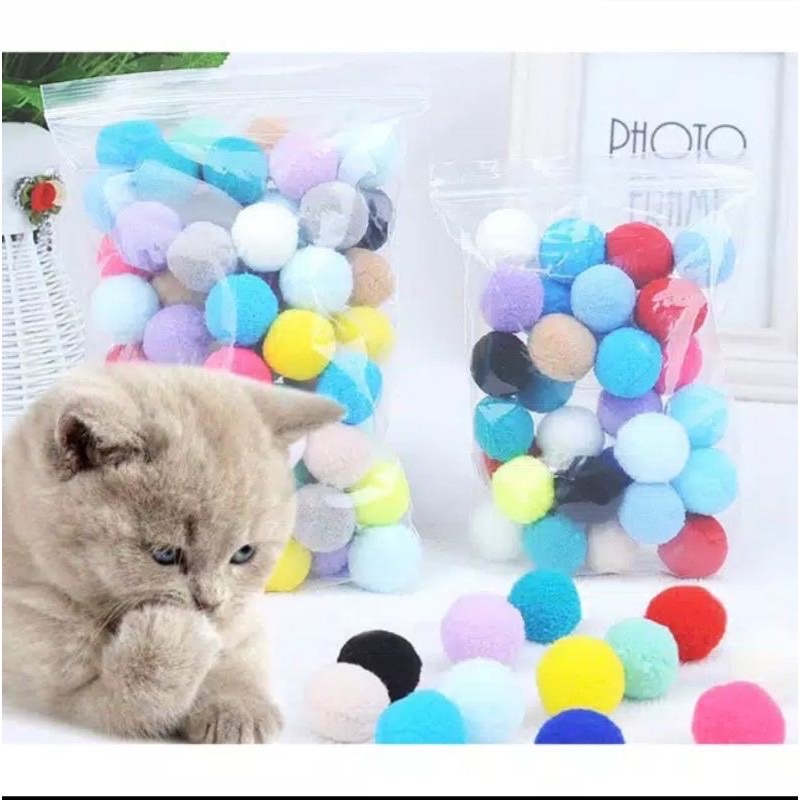 BOLA BULU MINI MAINAN KUCING BOLA KUCING BOLA BULU KUCING MAINAN TIKUS KUCING CAT TOY CAT BALL FEFARM