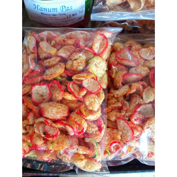 

Kerupuk seblak pedas