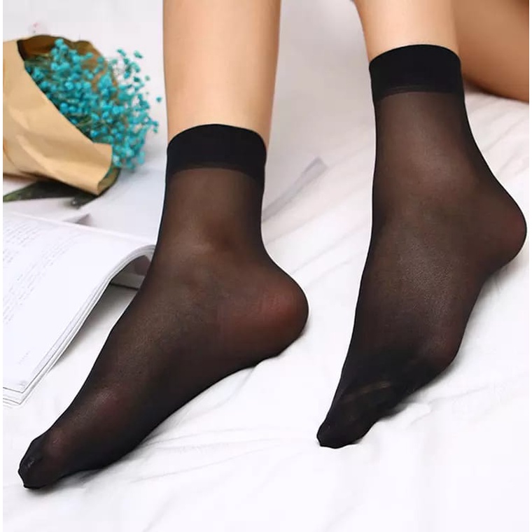 Kaos kaki wanita bahan stoking lembut