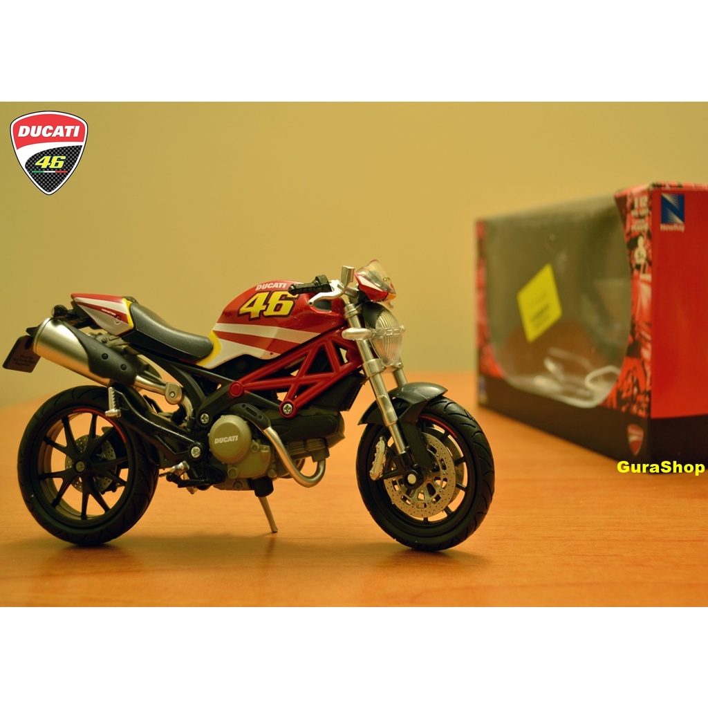 Diecast Miniatur Ducati Monster 796 Rossi Edition 1/12