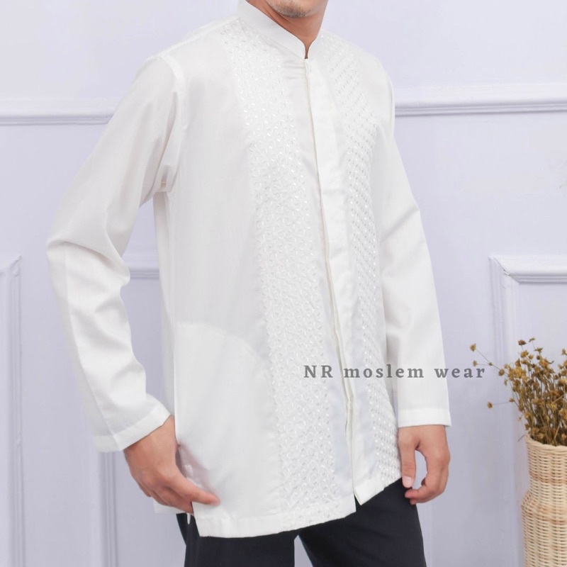 BAJU KOKO PUTIH PREMIUM , BAJU KOKO PUTIH LENGAN PANJANG  PERLENGKAPAN HAJI UMROH ARK-16