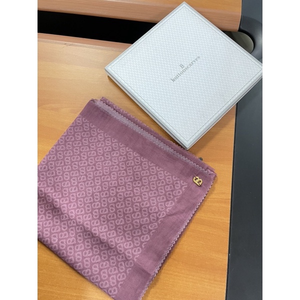 Buttonscarves Tapis Rosewood (Preloved)