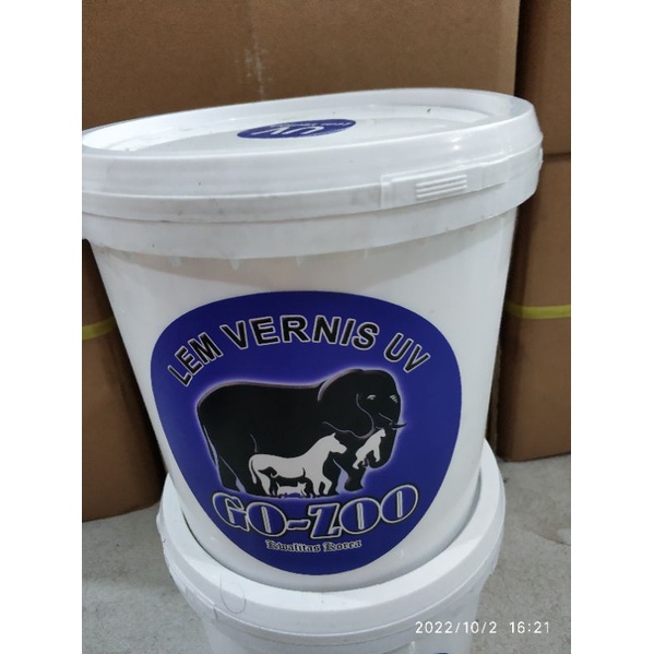 

Lem Vernis UV 4kg untuk bahan tebal,kardus ,box,kraf,bahan linen dll