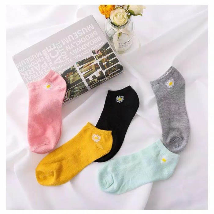 KAOS KAKI ANKLE SOCK MOTIF BUNGA DAISY WARNA WARNI