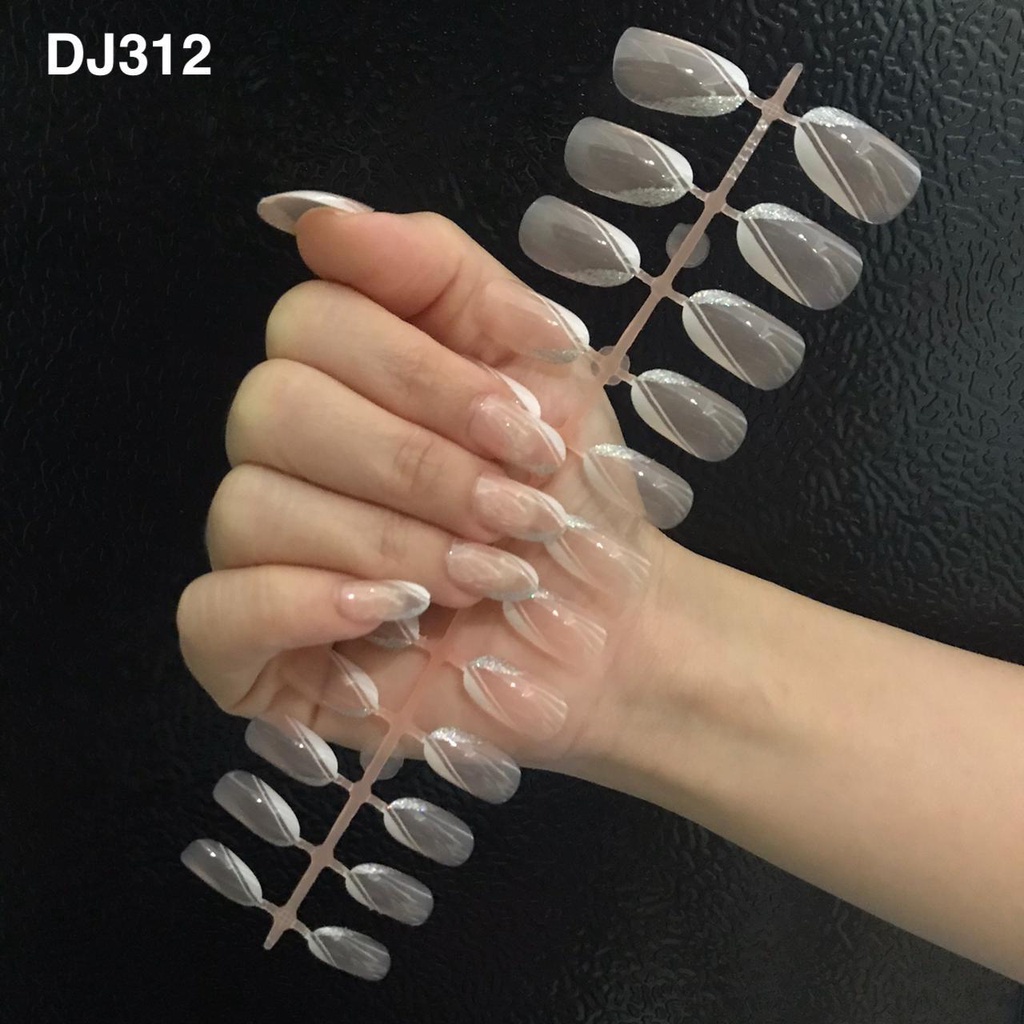 24Pcs Kuku Palsu Murah Motif DJ312 / Fake Nails Motif Gliter Glossy Nude / Nail Art Kuku Palsu