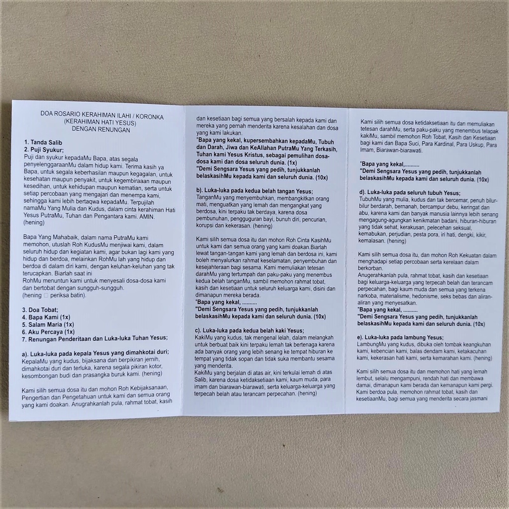 Lembar Doa Katolik Rosario Kerahiman Ilahi dengan Renungan Koronka Kepada Kerahiman Ilahi Lembaran Kaplet Buku Kartu Selebaran Pamflet Helai Tuntunan Berdoa Rosario Umat Gereja Katholik