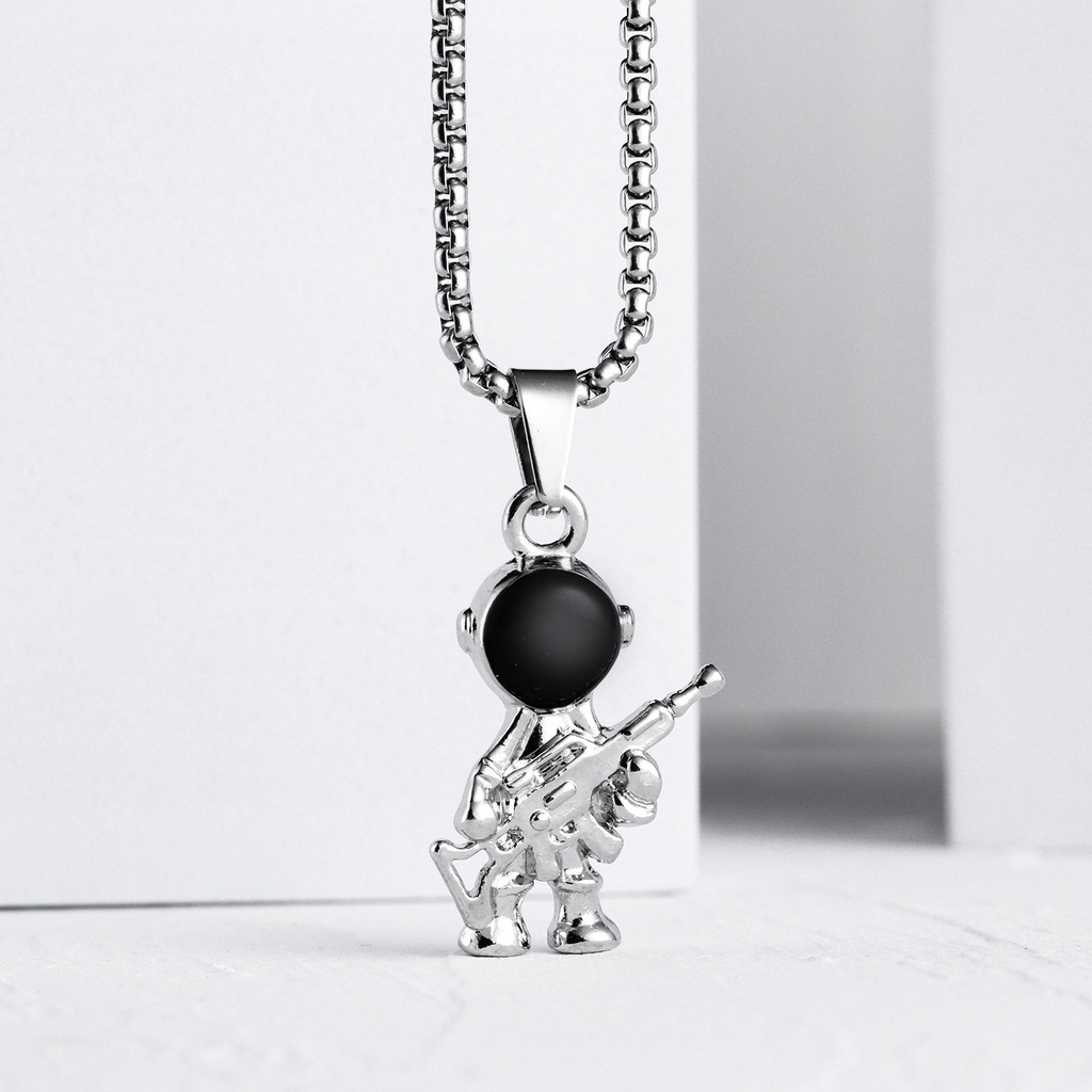 Kalung Liontin Astronot Bahan Alloy Gaya Hip Hop Untuk Pasangan