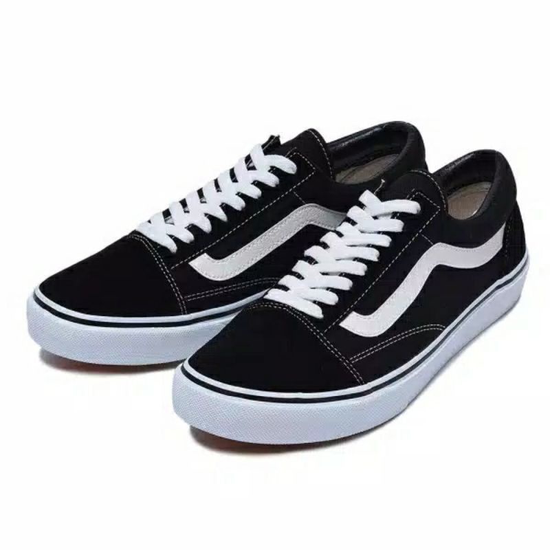 Sepatu Sneakers Vans Old Skool