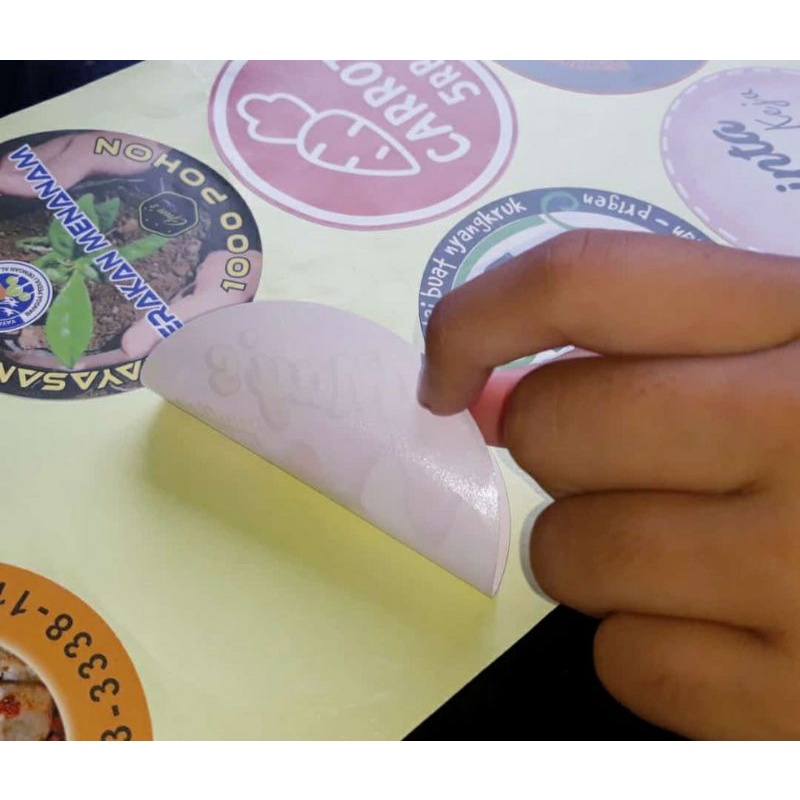 

stiker label cutting