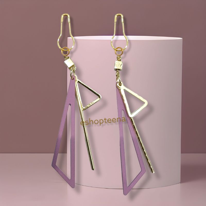 A09 Anting hijab juntai gold Segitiga