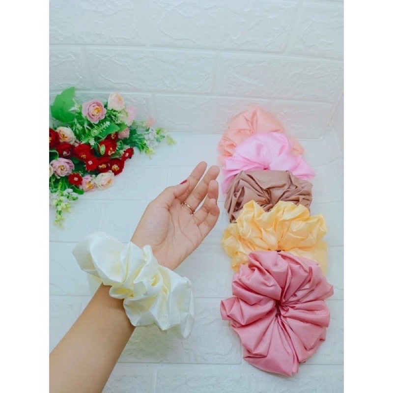 IKAT RAMBUT SCRUNCHIE KOREA WANITA