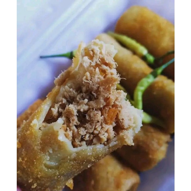 

Risoles Frozen Food Rogut Ayam dan Egg Mayo, Krispi di luar lembut di dalam