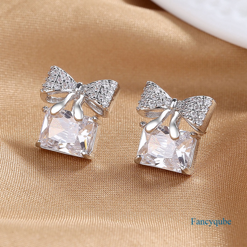 Anting Stud 925 Sterling Silver Hypoallergenic Bentuk Pita Untuk Wanita