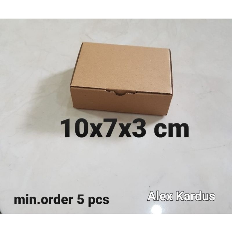 

Kardus Box uk. 10x7x3 cm Kotak Karton Die Cut ( min.order 5 pcs)