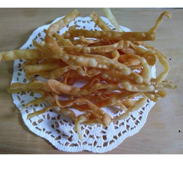 

Bisa COD Stik Bawang/ Kue Bawang Padang 1 Kg !!