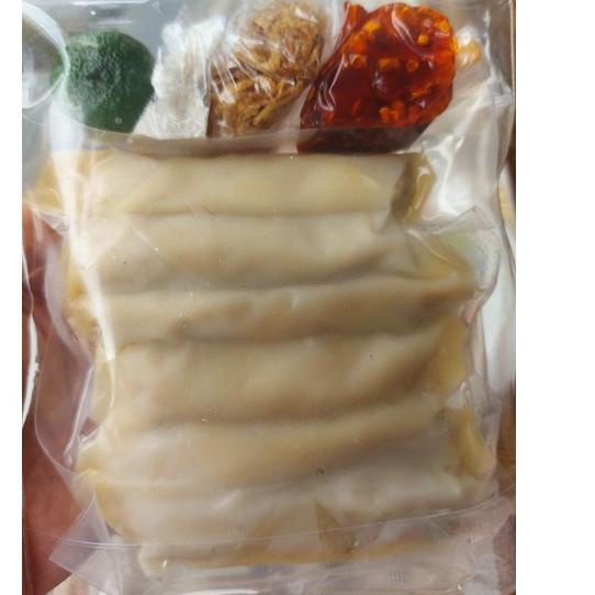 

KodeN3z3Y--pangsit tulang rangu ( kuah )
