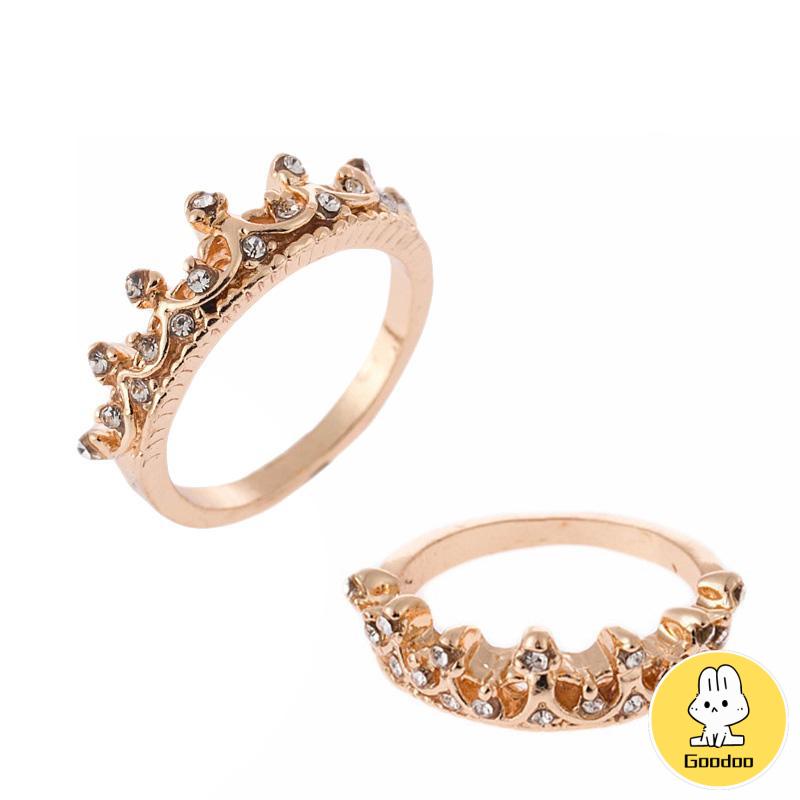 Cincin Wanita Desain Mahkota Ratu Hollow Hias Berlian Mikro Untuk Tunangan / Nikah -Doo