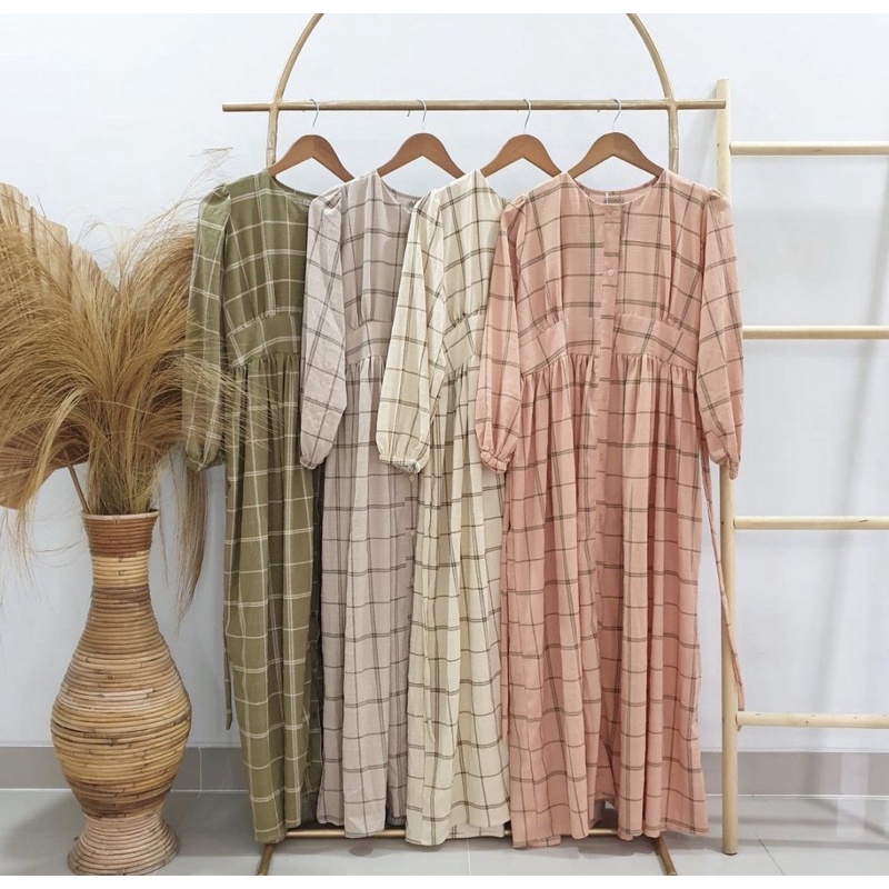 Naheedo Dress REJECT MINOR