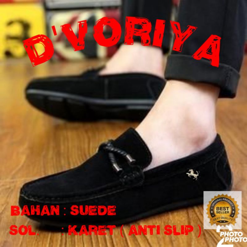 sepatu casual pria/ sepatu slipon/ sepatu slip on pria/ sepatu loafer/ sepatu santai pria wanita / sepatu murah moccasin